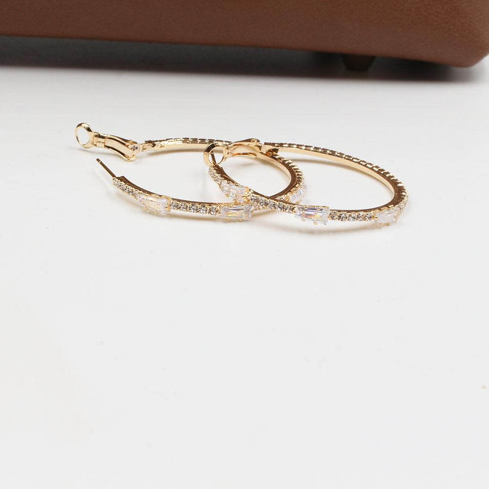 حلق مدور زركون كيوبك حلق متوفر 2 لون