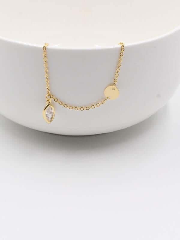 اسوارة ناعمة بفص دمعة زركون اسواره متوفر 2 لون ذهبي