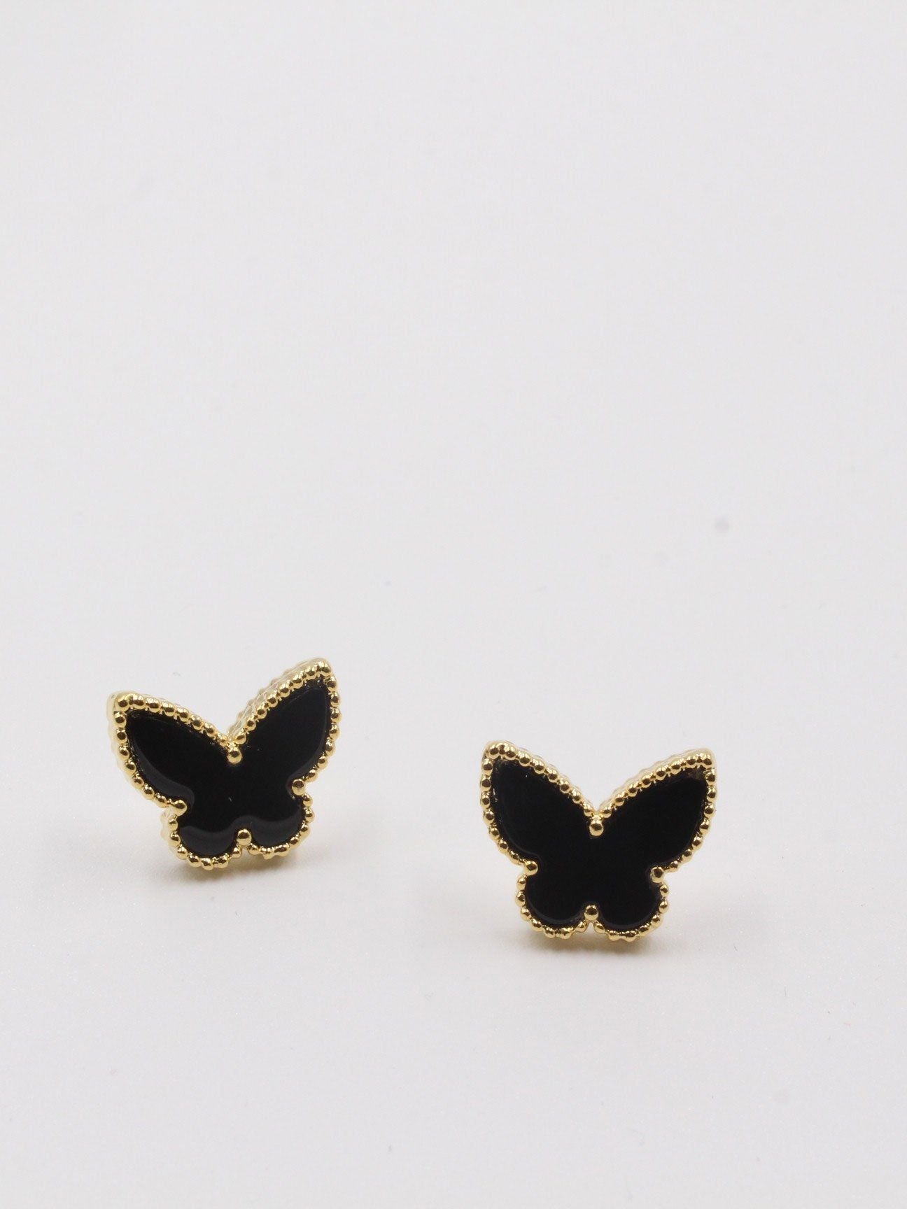 حلق فان كليف فراشة وسط حلق van cleef اسود
