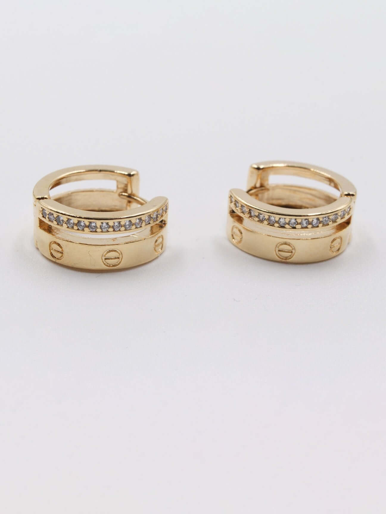 حلق كارتير مدور حلق CARTIER ذهبي