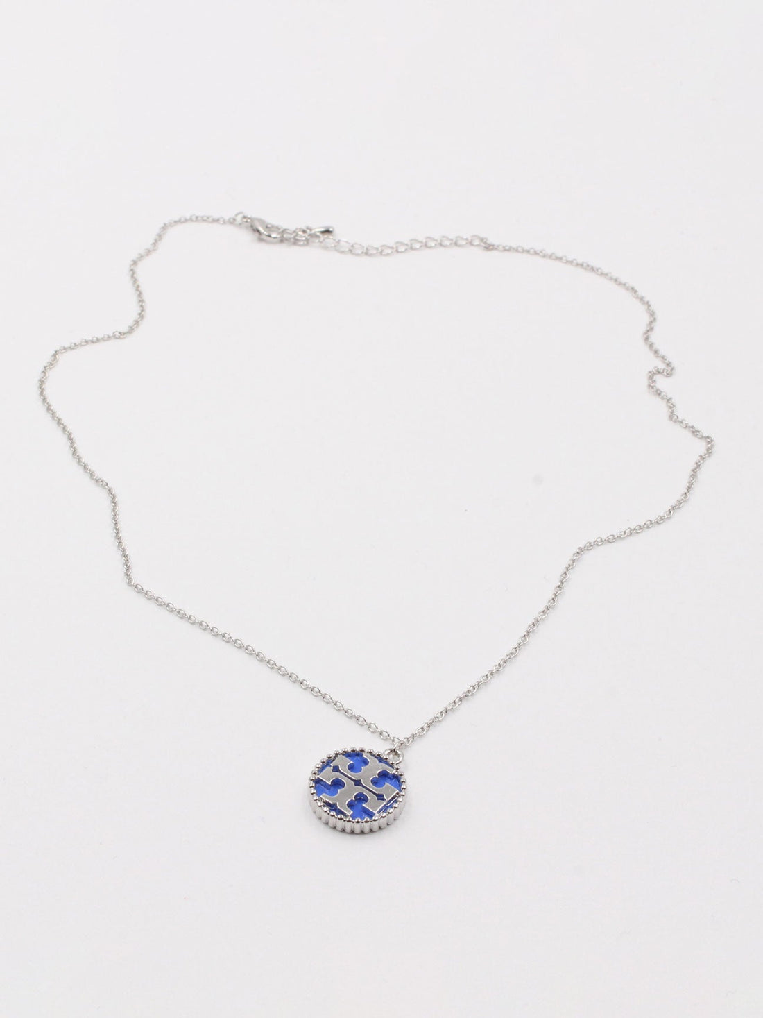 سلسال توري بورش سلسال tory burch ازرق فضي