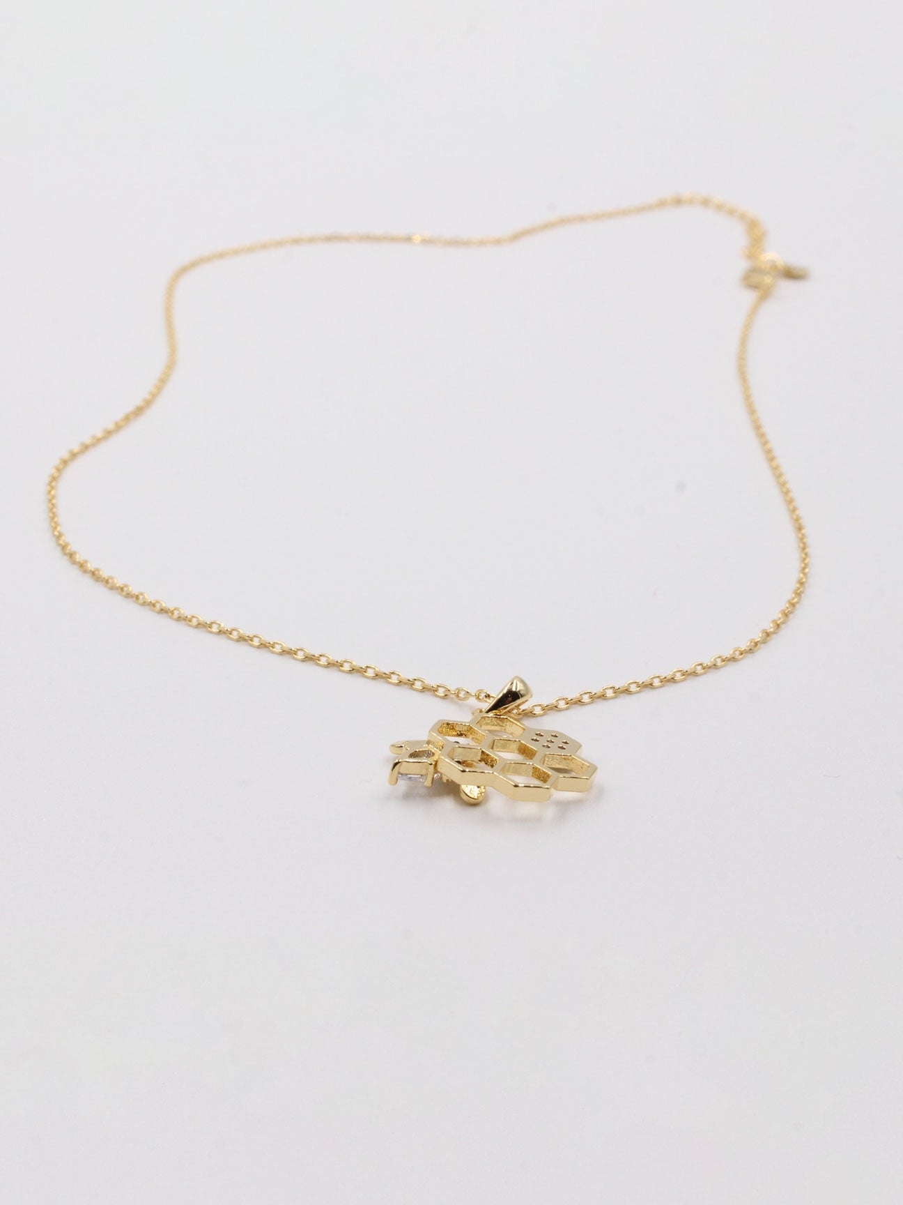 سلسال شومية بي هايفز زركون سلسال chaumet