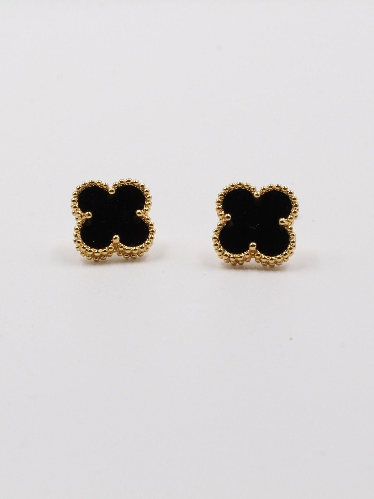 حلق فان كليف حجر طبيعي حلق van cleef
