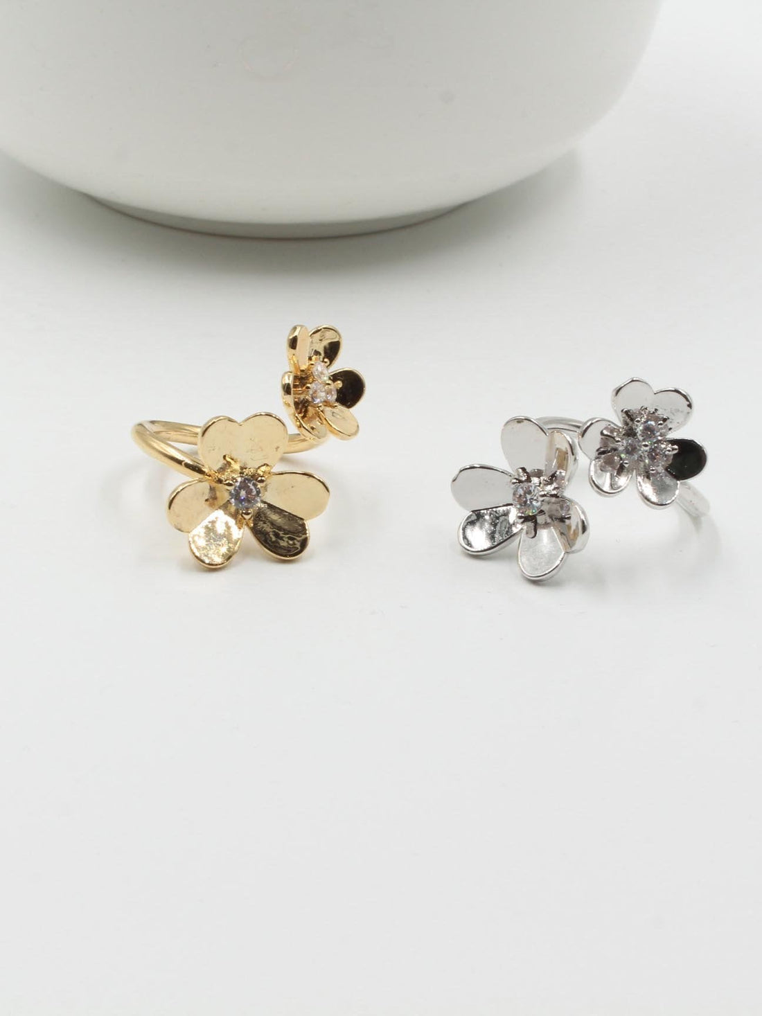 خاتم فان كليف وردتين خواتم van cleef