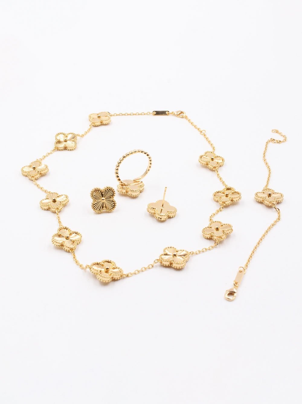 طقم فان كليف فري رينق 4 قطع اطقم van cleef