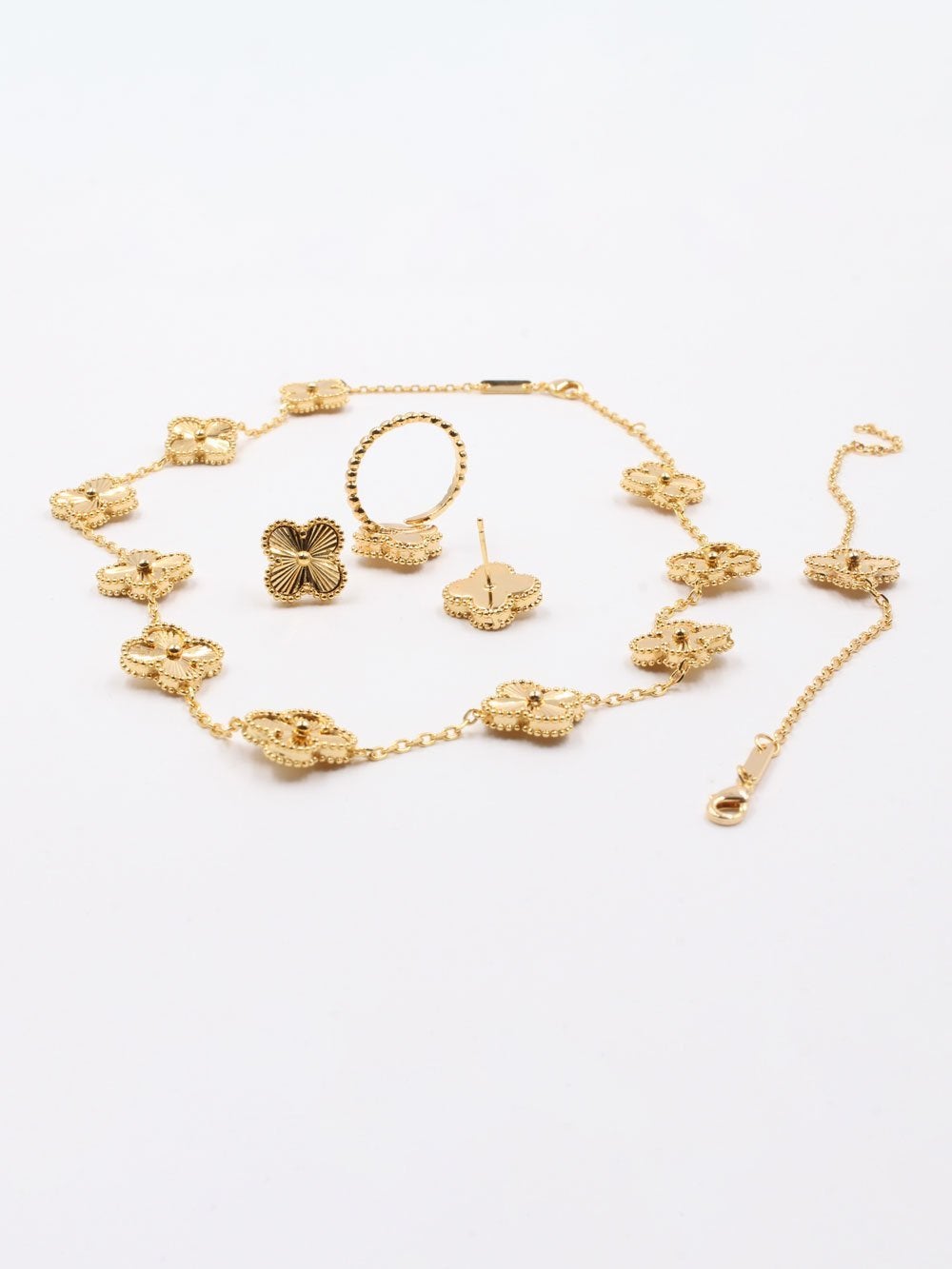 طقم فان كليف فري رينق 4 قطع اطقم van cleef