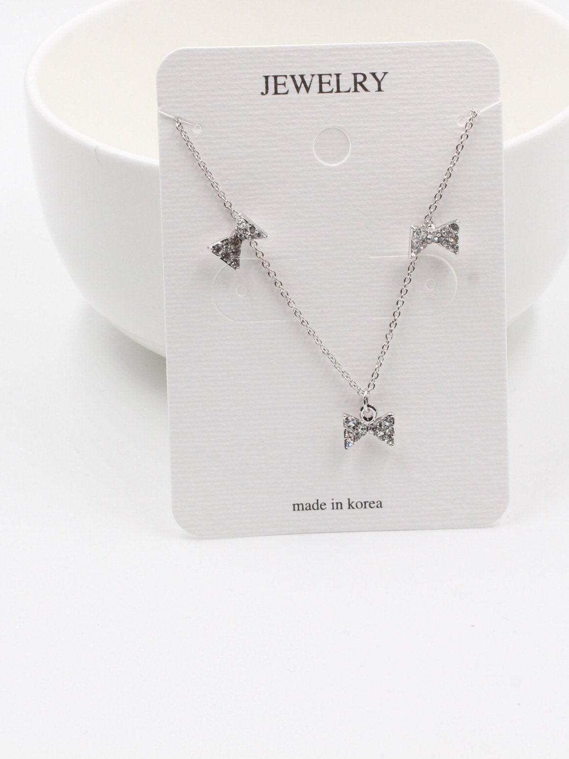 طقم كوري فيونكة كرستال اطقم متوفر 2 لون فضي