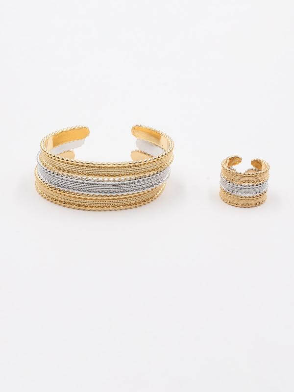اساور وخواتم فان كليف ميتال اسواره van cleef