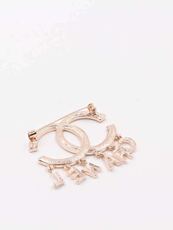 بروش شانيل LOVE بروش chanel