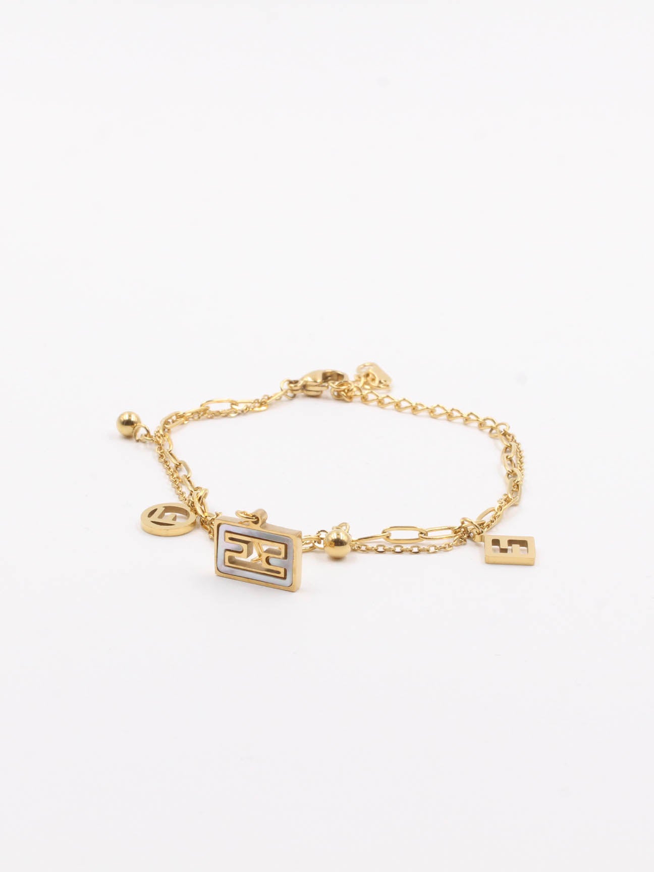 Fendi soft shell bracelet - أسوارة فندي ناعمة شيل اسواره fendi