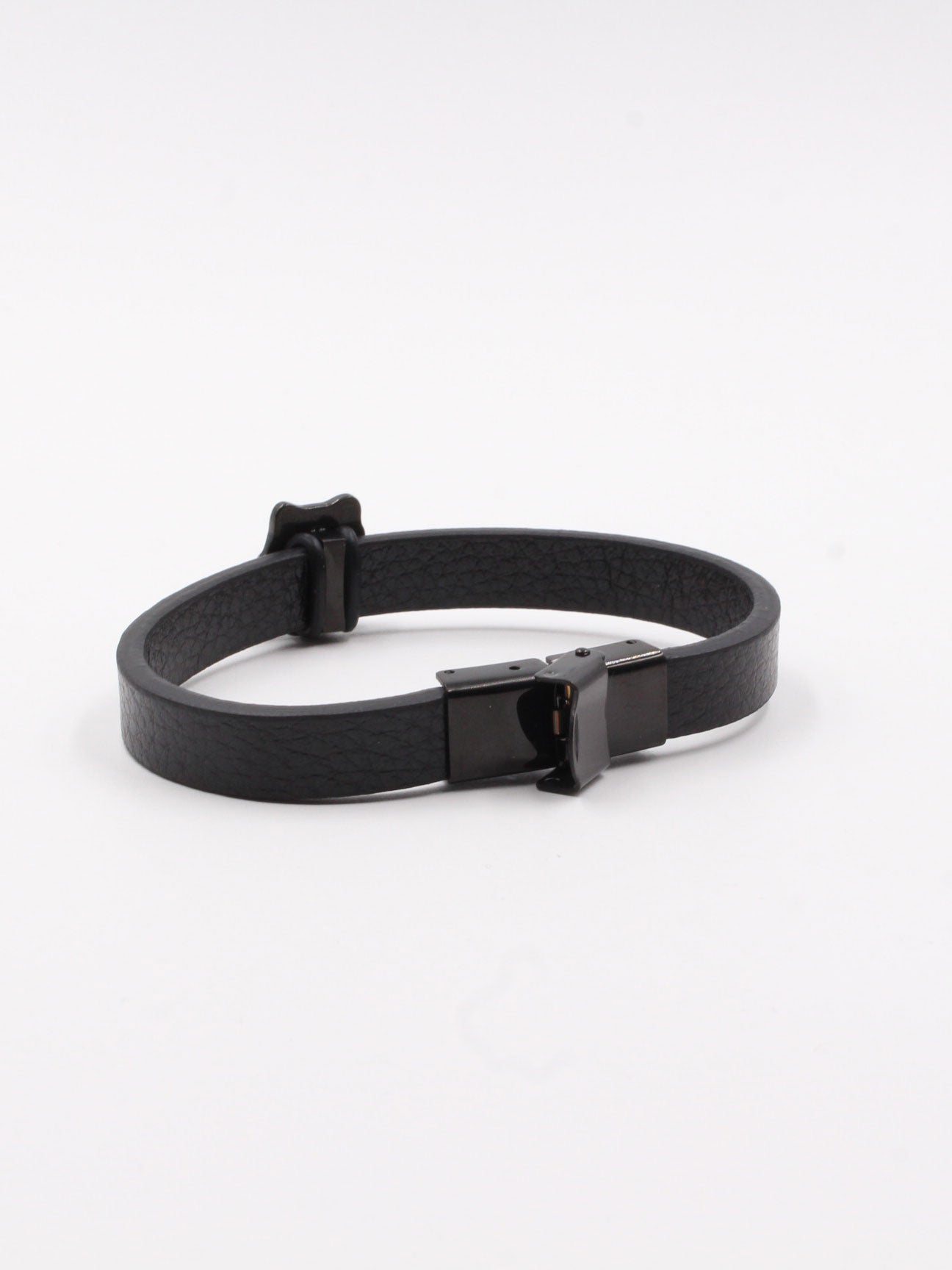 Versace bracelet for men - أسوارة فرزاتشي رجالي اسواره versace