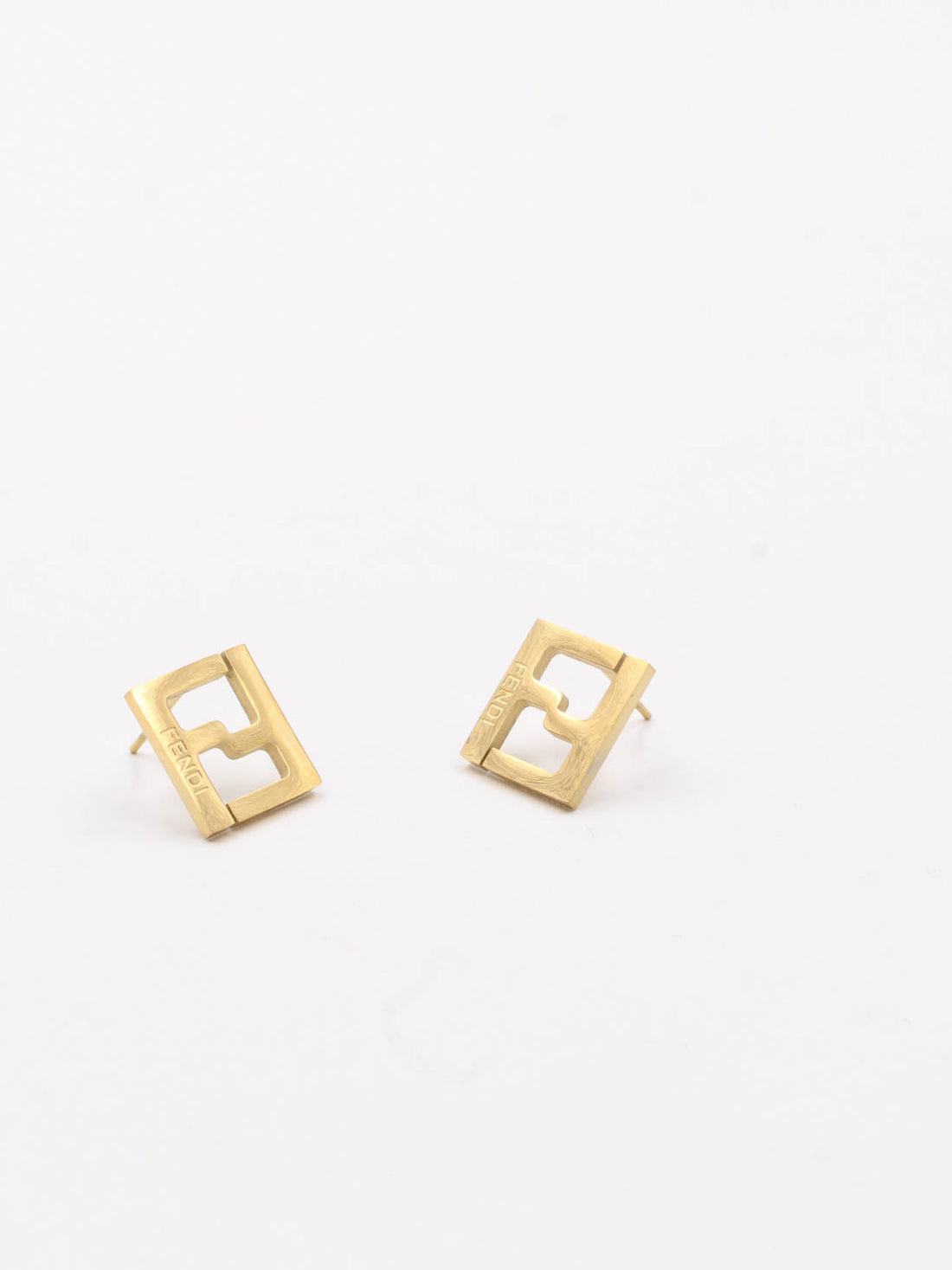 fendi square earring - حلق فندي مربع حلق fendi