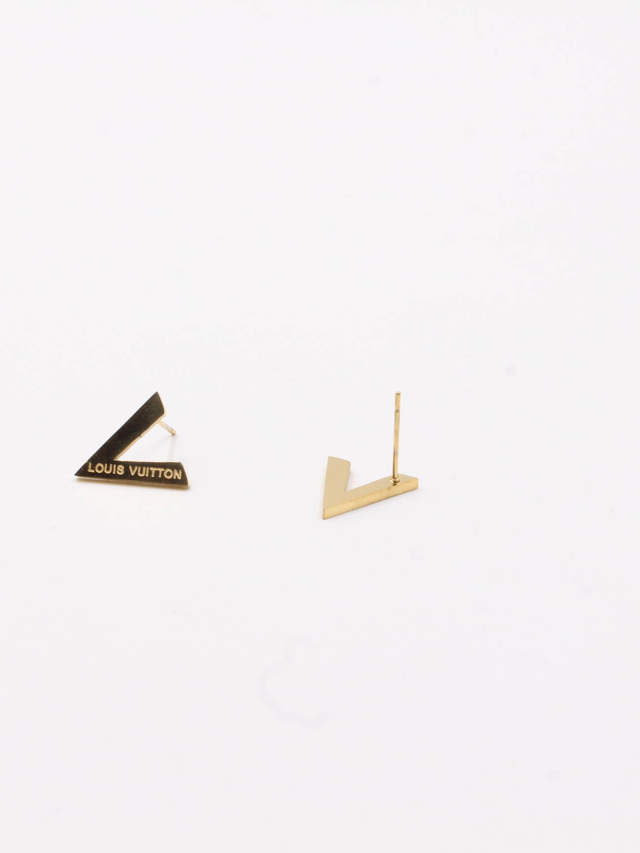 earring brand Louis Vuitton - حلق ماركة لويس فيتون حلق louis vuitton