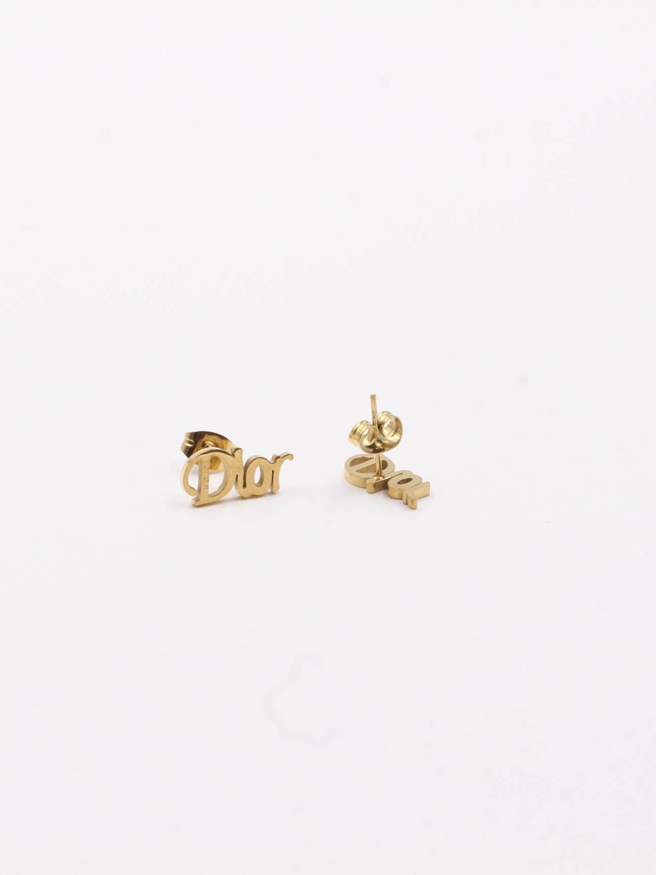 small dior earring - حلق ديور صغير حلق dior
