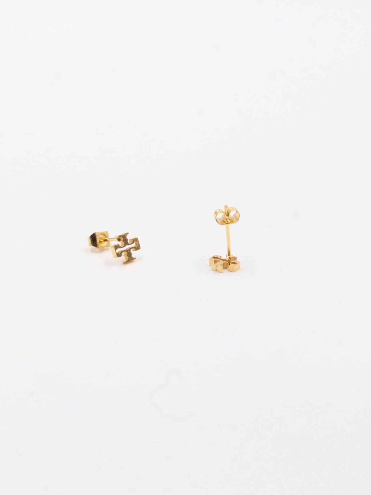 Small Tory Burch logo earring - حلق شعار توري بورش صغير مقاس 0.6mm حلق tory burch