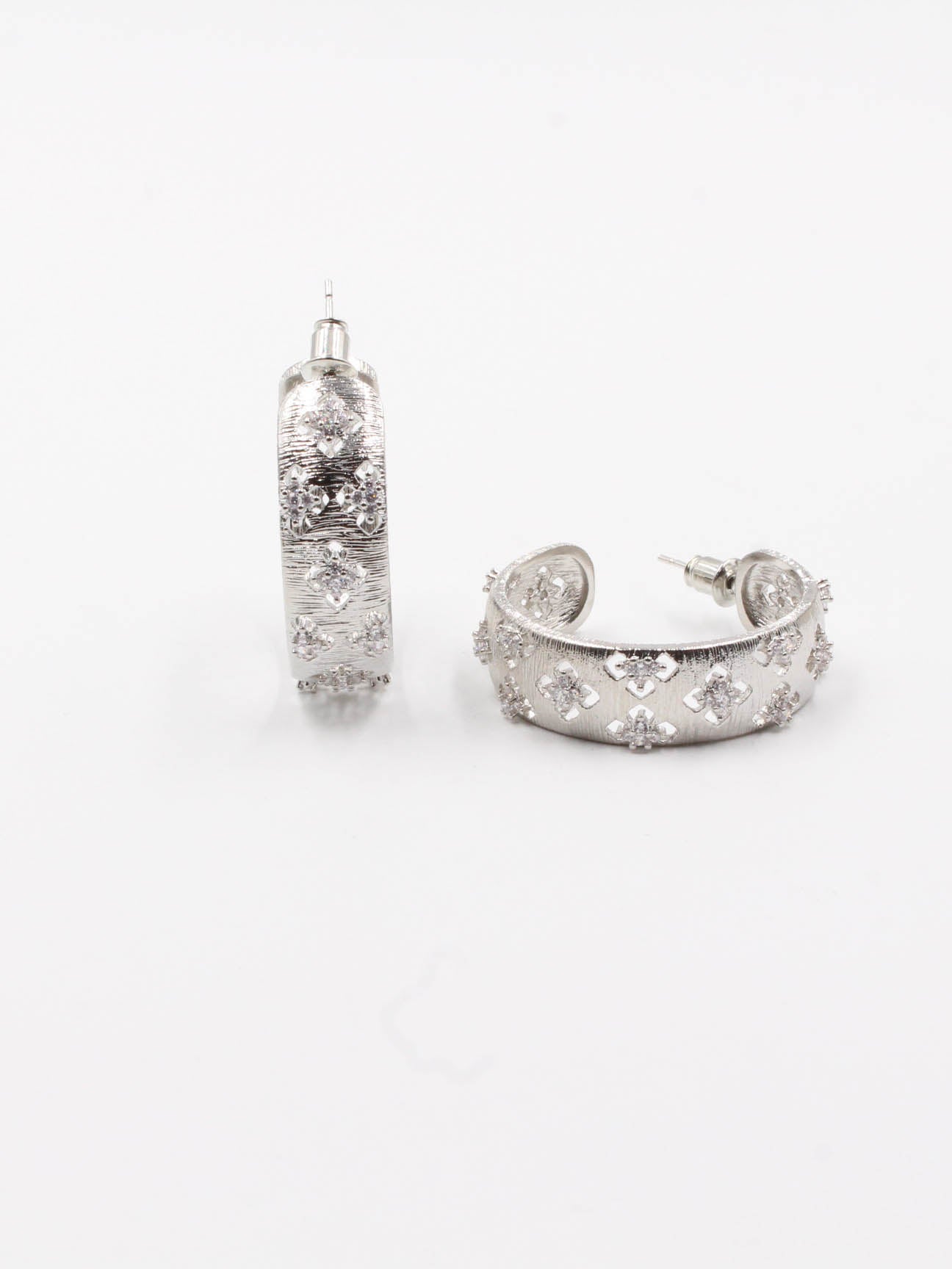 Round Louis Vuitton earring - حلق لويس فيتون مستدير حلق louis vuitton