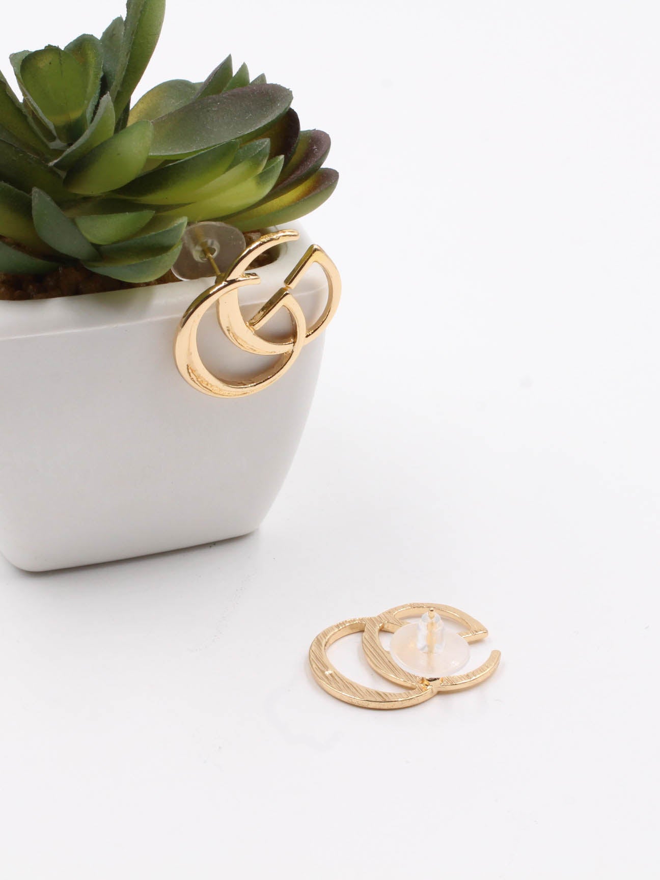 golden gucci earring - حلق قوتشي ذهبي حلق gucci