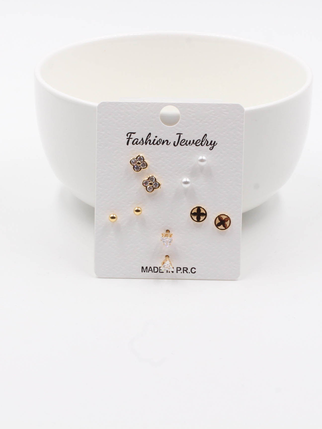 Louis Vuitton Earrings Set - مجموعة لويس فيتون حلق حلق louis vuitton ذهبي
