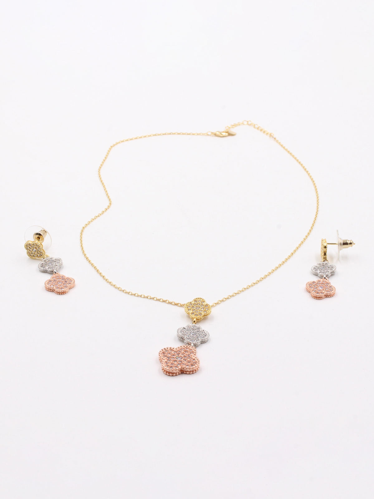 Van Cleef Set - طقم فان كليف من السلسال والحلق اطقم van cleef