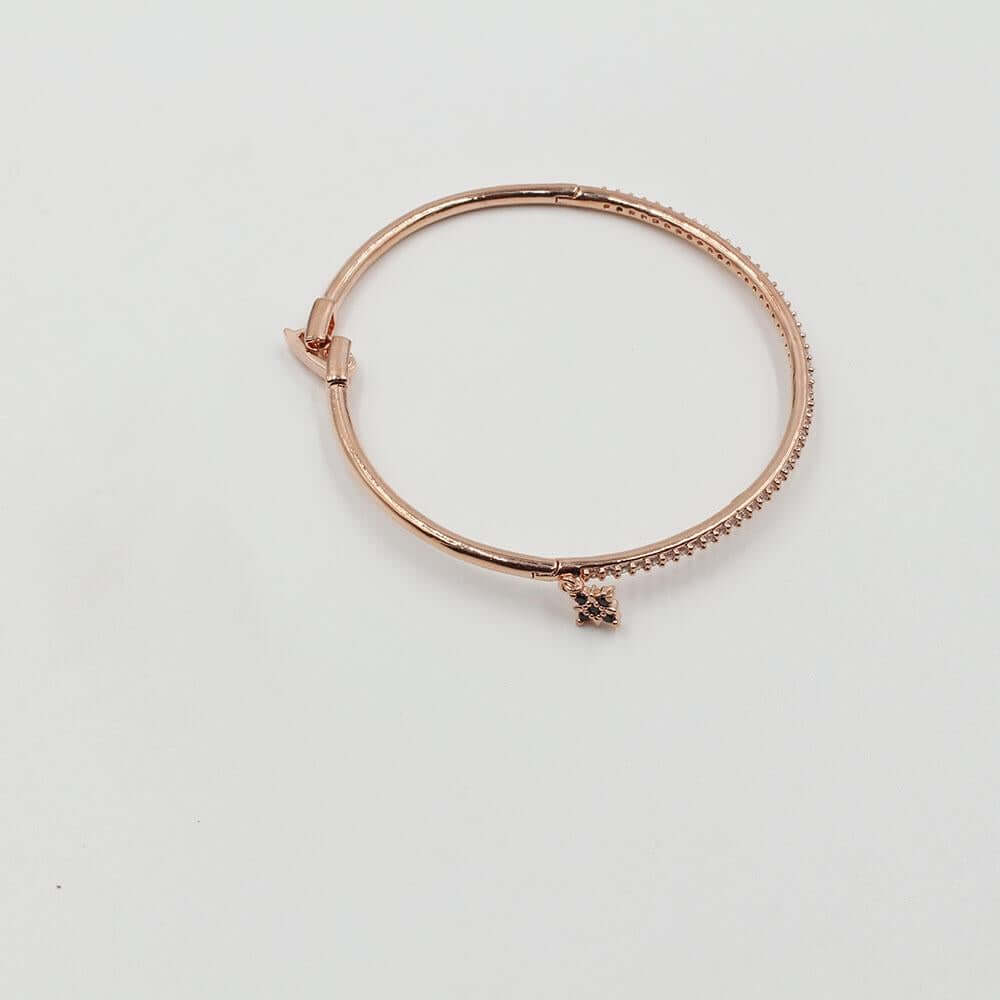 اسوارة فان كليف زركون slim اسواره متوفر 3 لون نحاسي