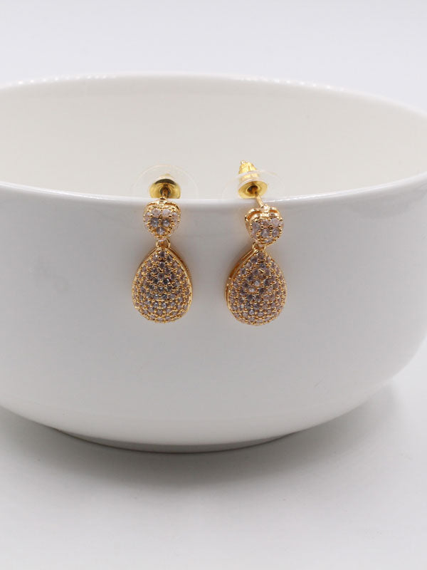 حلق دمعتين زركون صغير حلق متوفر 1 لون