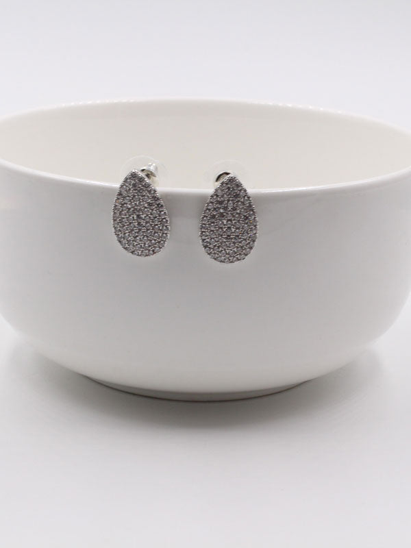 حلق دمعة زركون حلق متوفر 1 لون فضي