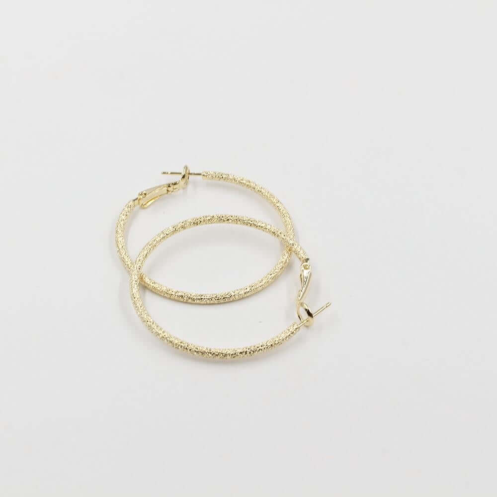 حلق مدور شاين صغير حلق متوفر 2 لون