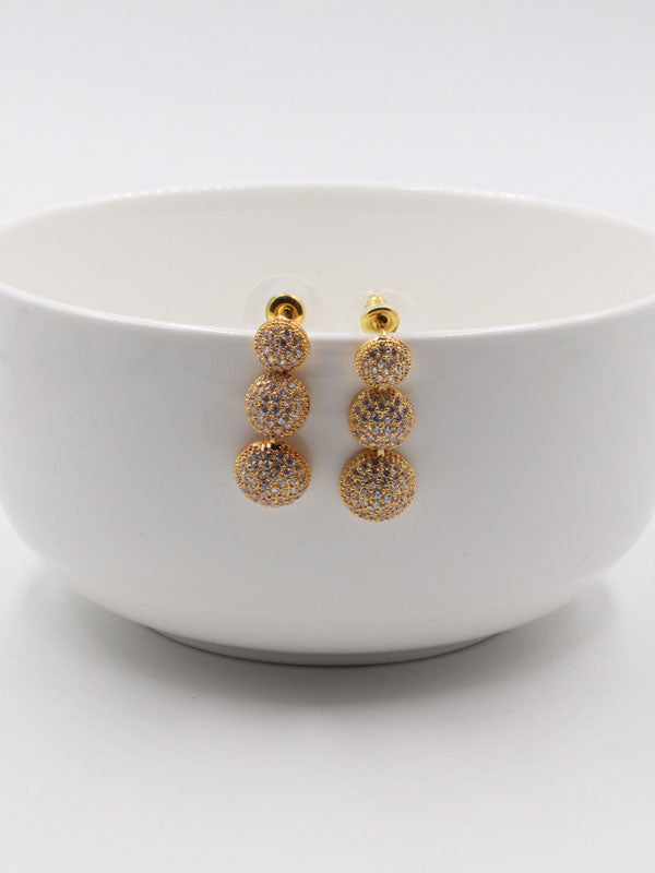 حلق سهره زركون سيركلز حلق متوفر 1 لون ذهبي