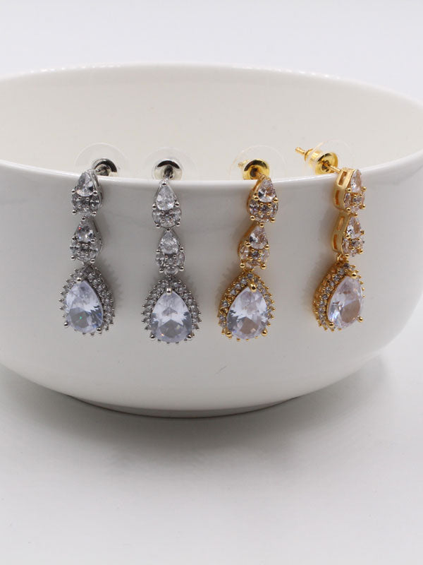 حلق سهره زركون شكل دمعات حلق متوفر 1 لون