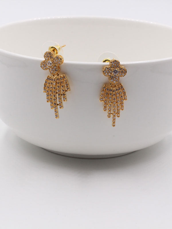 حلق سهره زركون الثريا حلق متوفر 1 لون ذهبي