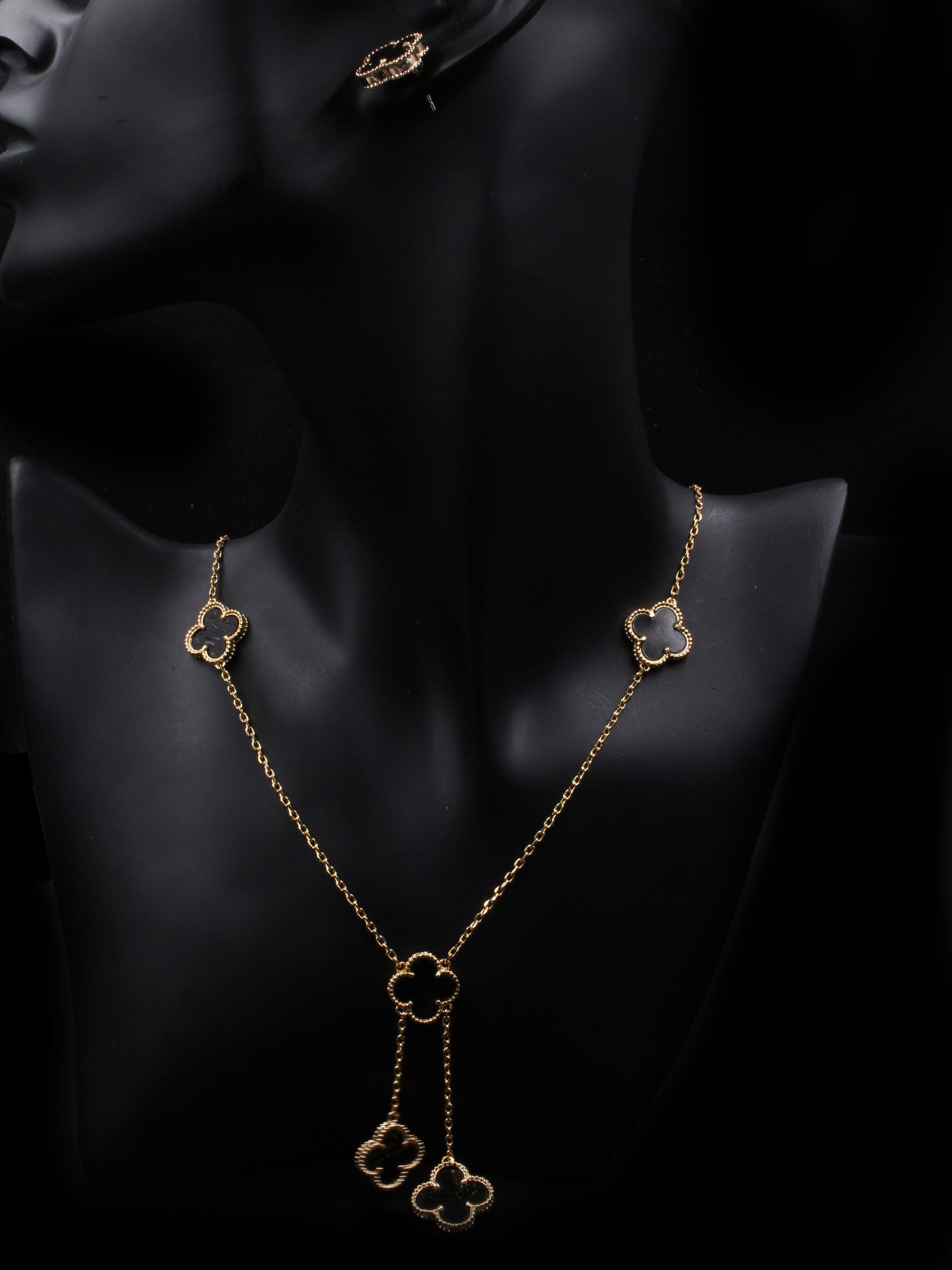 طقم فان كليف 6 ورود اطقم van cleef اسود