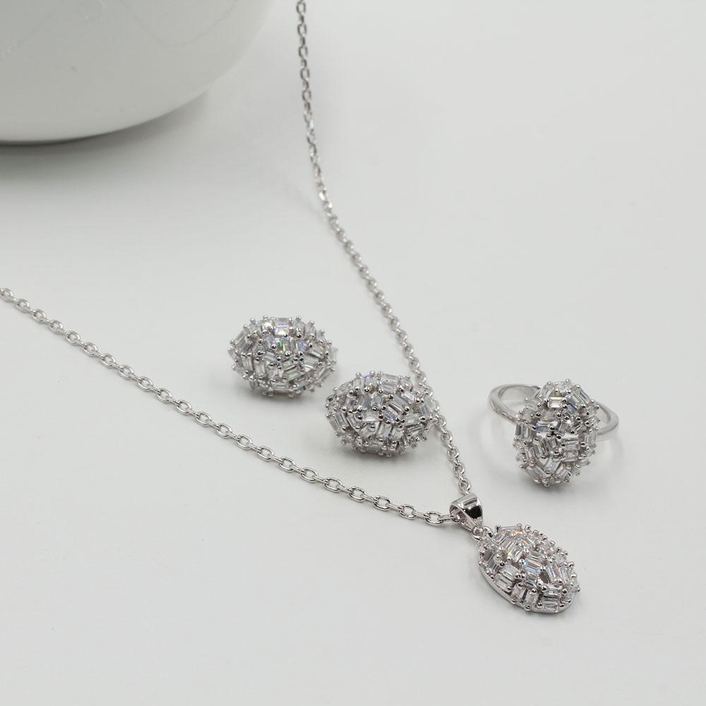 طقم زركون 3 قطع بيضاوي اطقم متوفر 2 لون