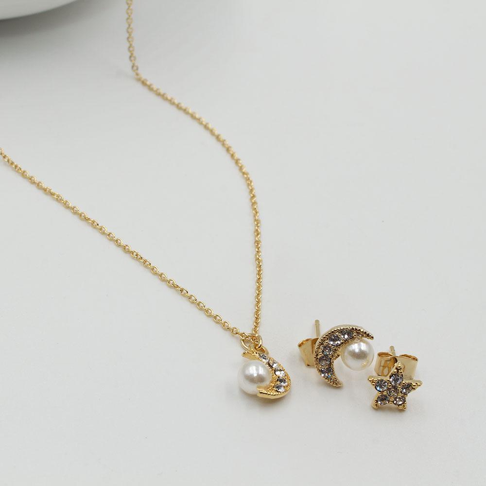 طقم هلال ونجمة لولو ناعم كريستال اطقم متوفر 2 لون ذهبي