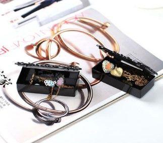 علبه صغيره ملونه لحفظ الاكسسوارات منظم اكسسوارات متوفر 3 لون