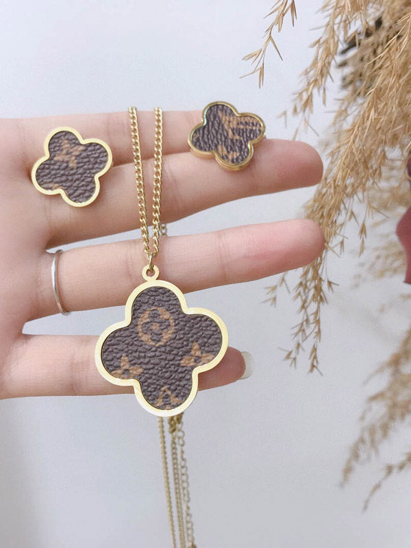 طقم لويس فيتون لوقو بني اطقم louis vuitton