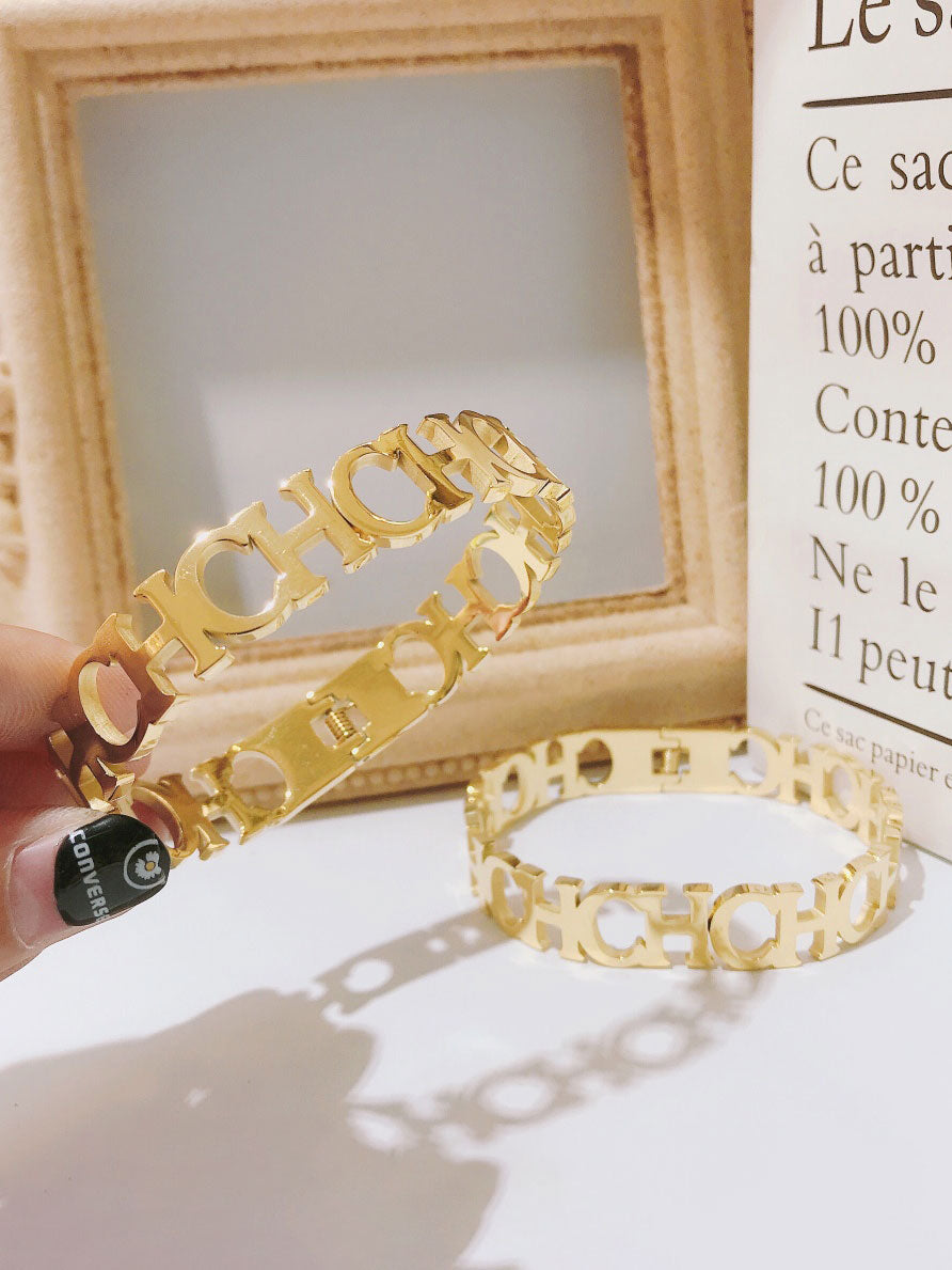 اساور سي اتش بانقل اسواره CH