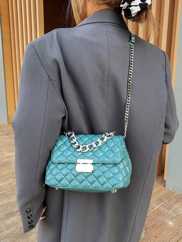 شنط كتف بخطوط مربعة بسلسلة blue شنط وحقائب شنط