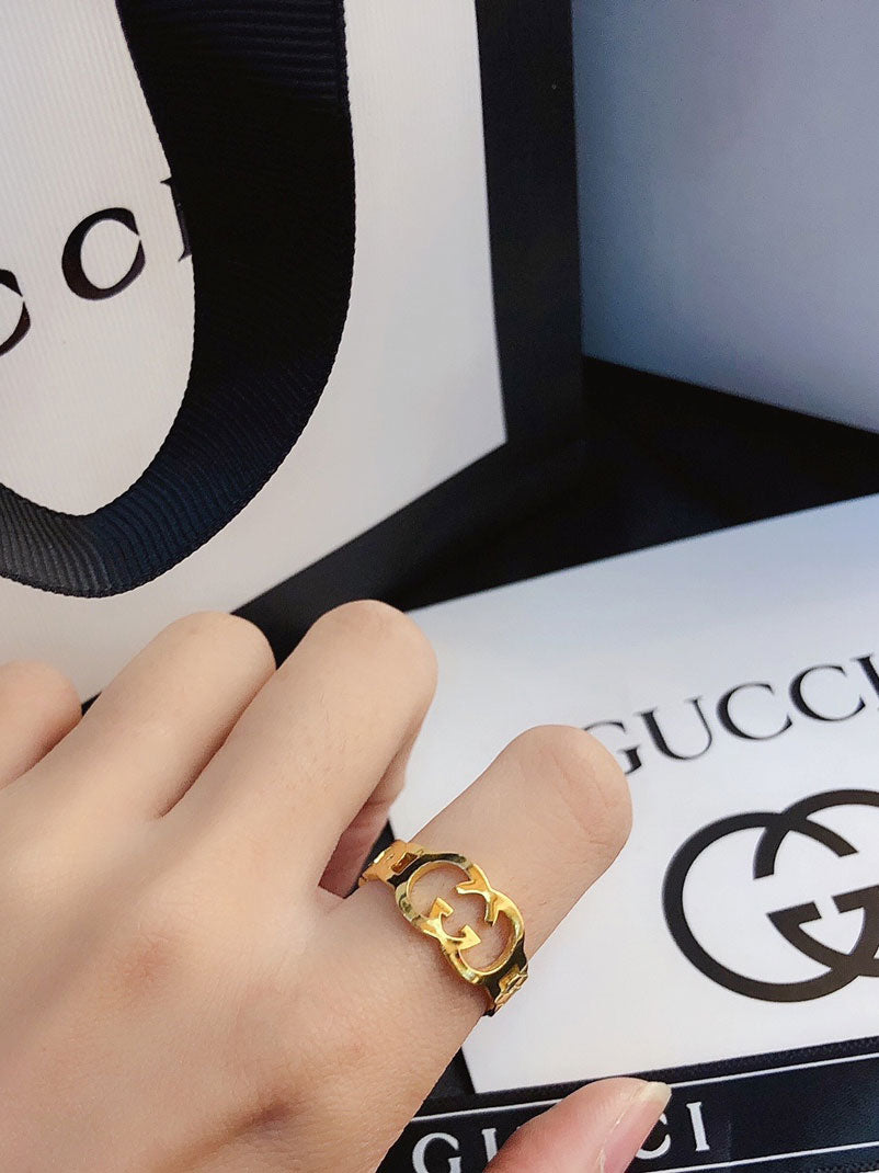 خاتم قوتشي ذهبي لوقو خواتم gucci