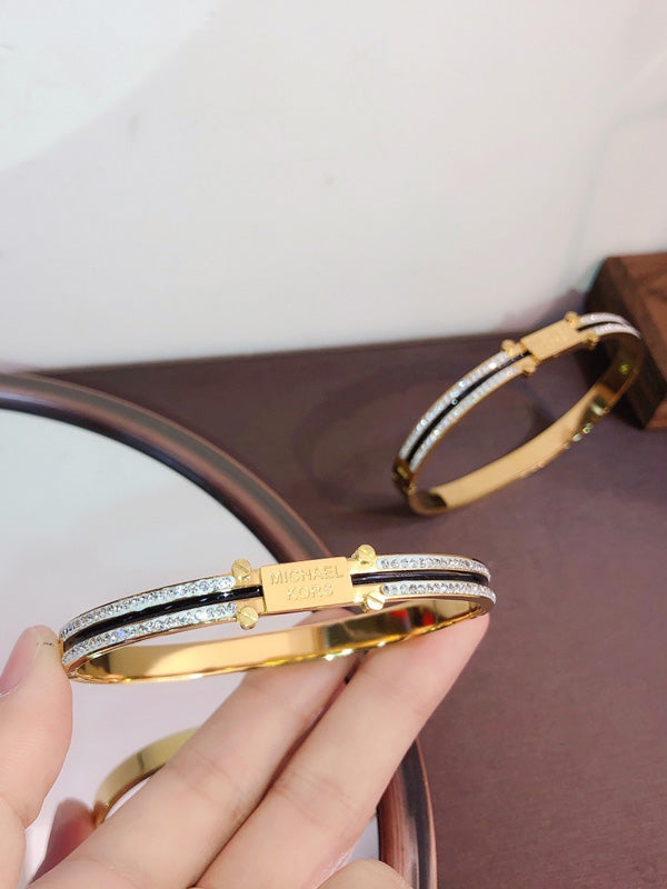 اسوارة مايكل كورس لوقو اسواره Michael Kors