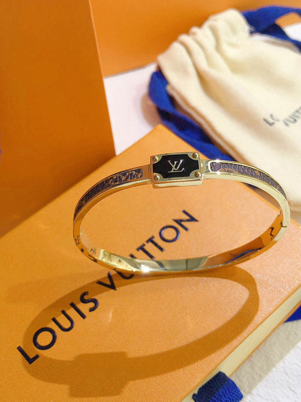 اسوارة لويس فيتون سكوير لوقو اسواره louis vuitton