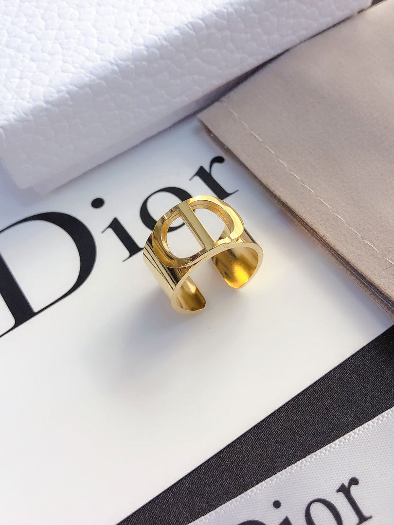 خاتم ديور ذهبي عريض لوقو خواتم dior