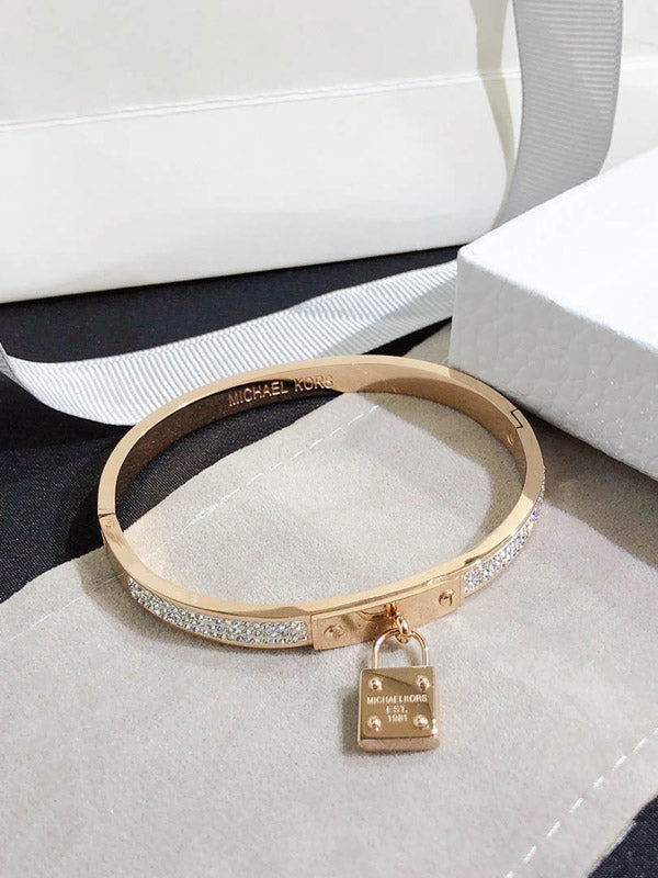 اسوارة مايكل كورس لوقو روز قولد اسواره Michael Kors