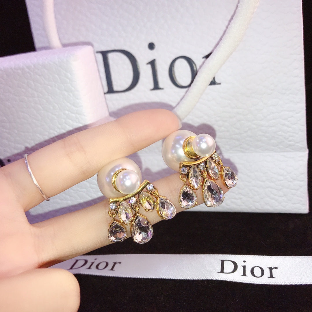 حلق ديور انتيك بيق بيرل حلق dior