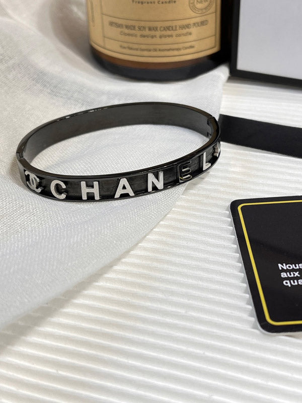 اسوارة شانيل بلاك ادشن لوقو اسواره chanel