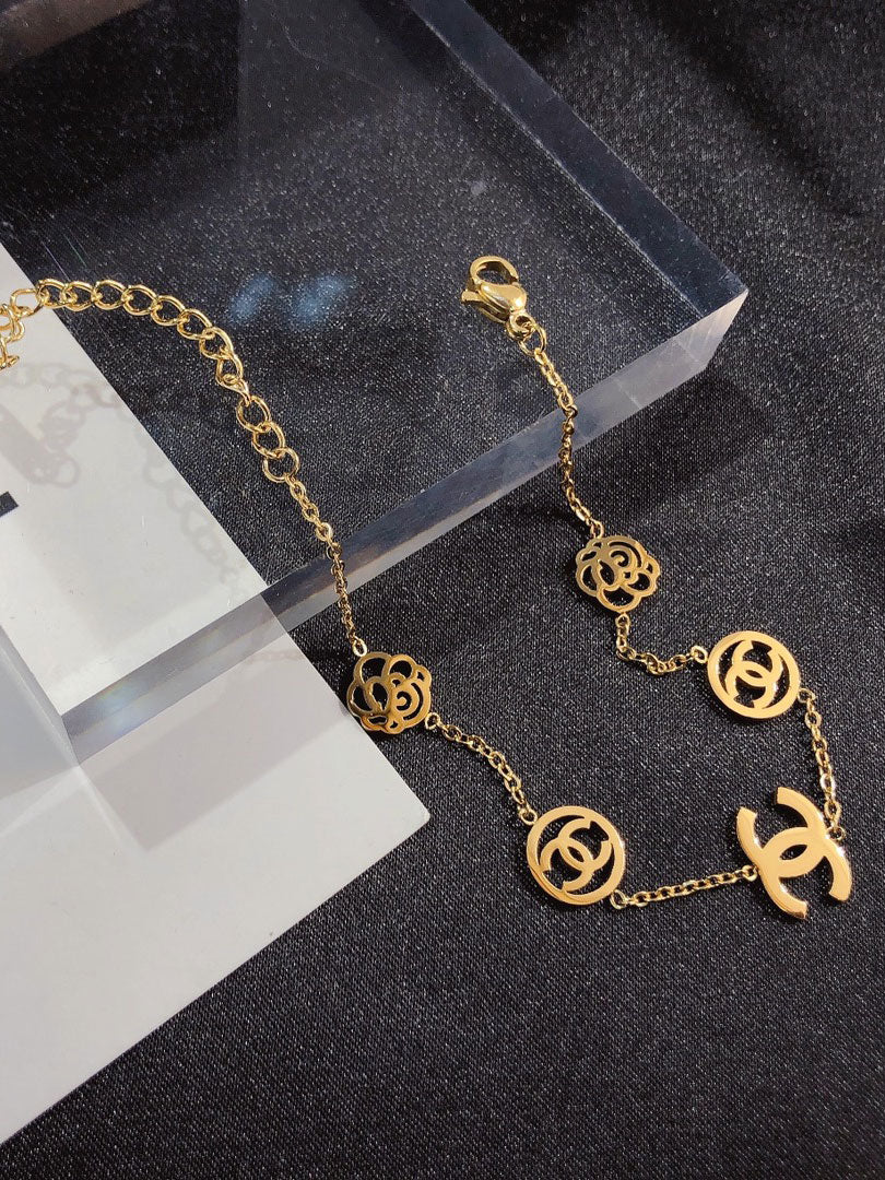 اساور شانيل لوقو قولد اسواره chanel