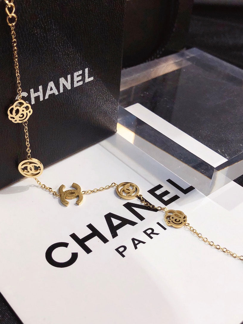اساور شانيل لوقو قولد اسواره chanel