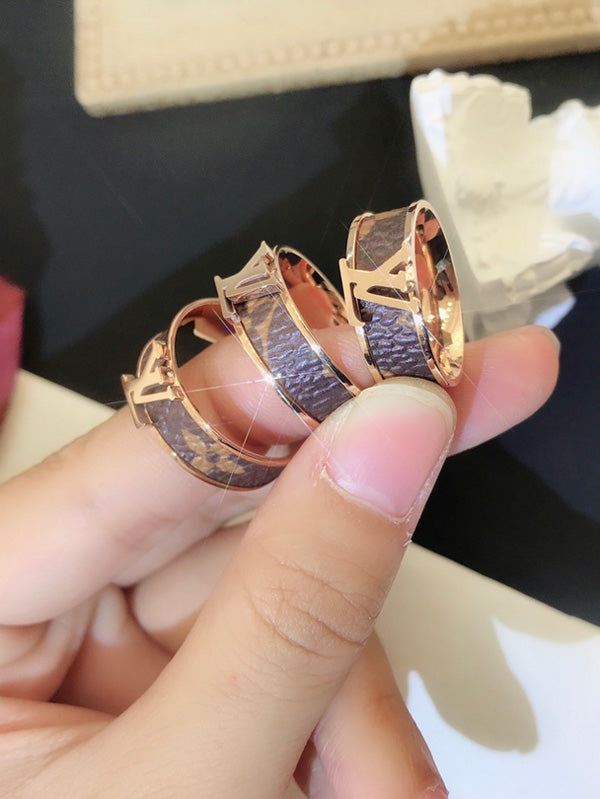 خاتم لويس فيتون براون لوقو خواتم louis vuitton