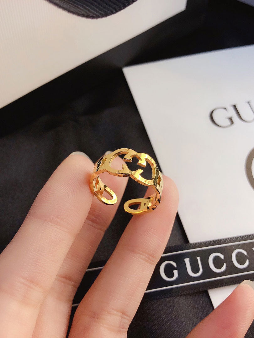 خاتم قوتشي ذهبي لوقو خواتم gucci