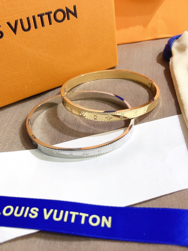 اسوارة لويس فيتون ستامب لوقو اسواره louis vuitton