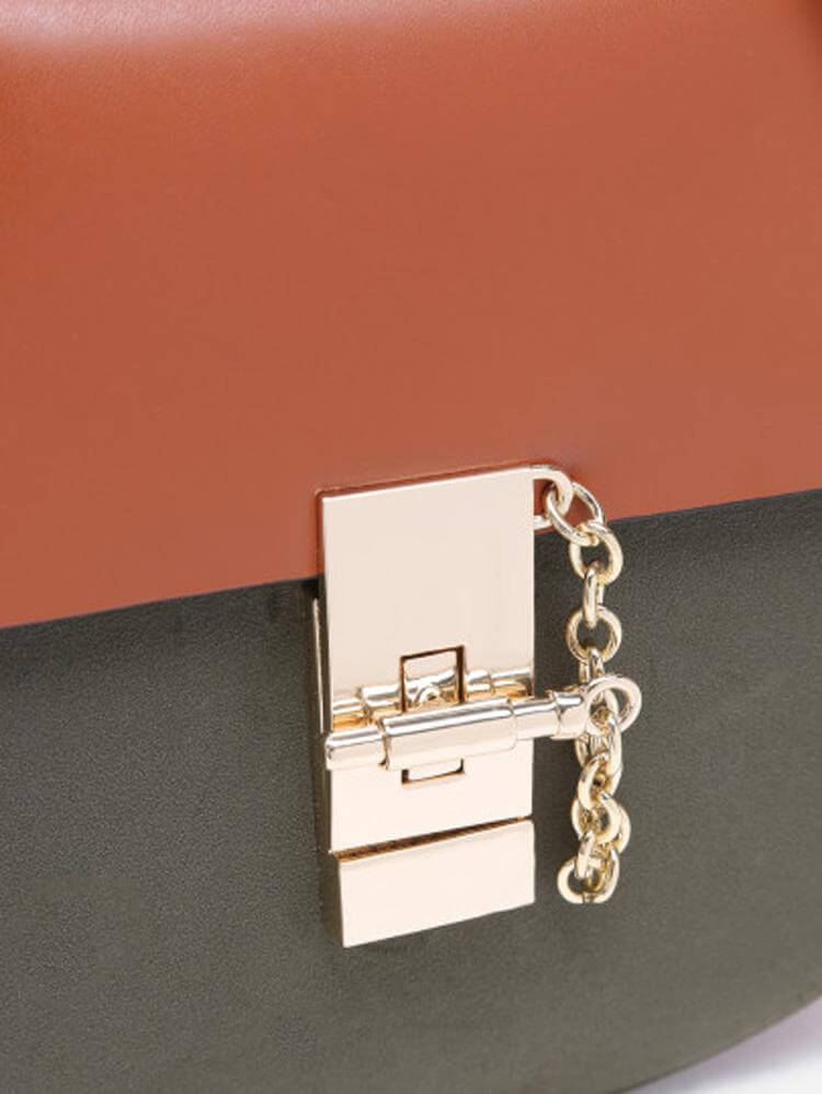 حقيبة كتف جلد بسلسلة لونين شنط وحقائب متوفر 1 لون